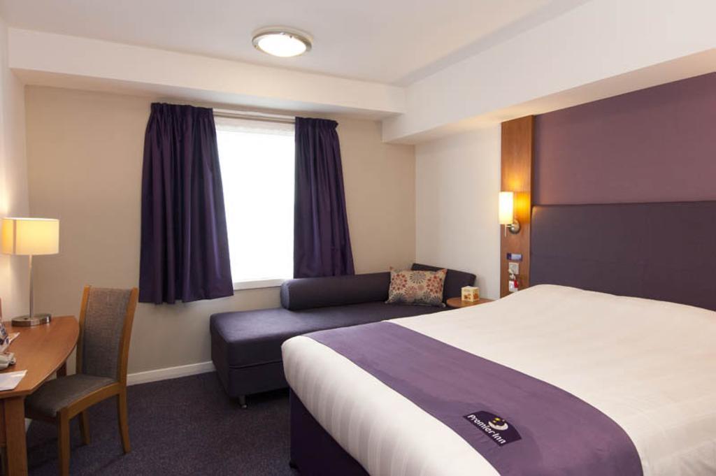 Premier Inn Derry / Londonderry Eksteriør billede